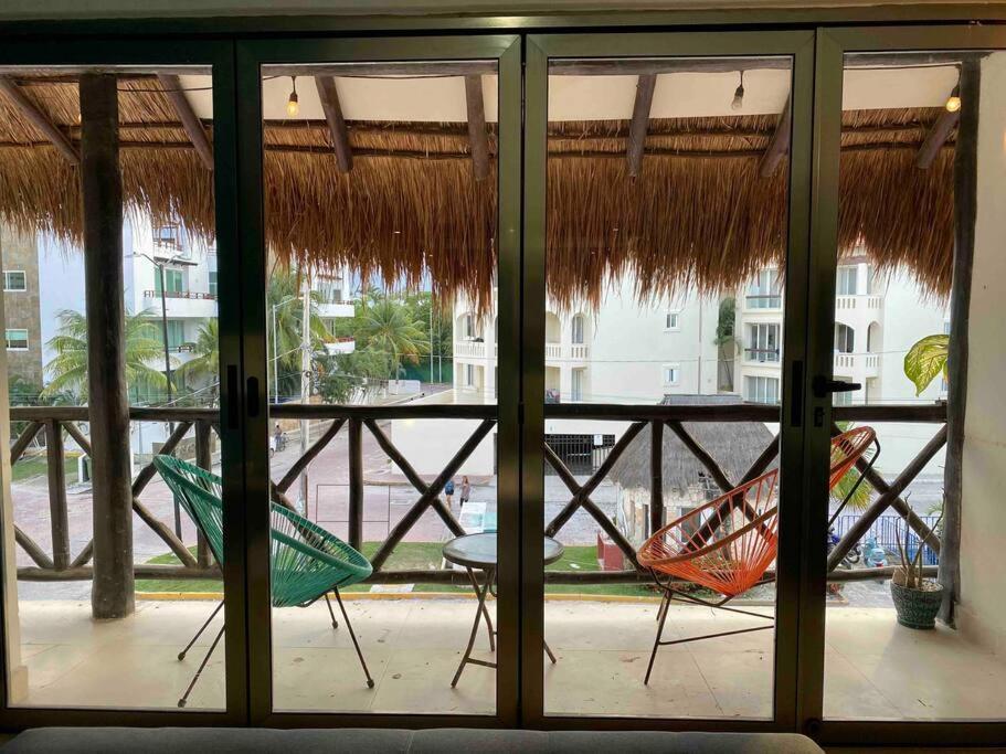 Huge Apartment, Steps To The & Lifestyle Apartamento Playa del Carmen