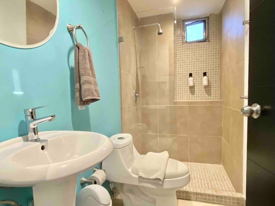 Huge Apartment, Steps To The & Lifestyle Apartamento Playa del Carmen